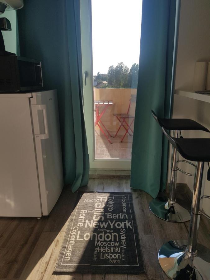 Moni apartment Navodari Bagian luar foto
