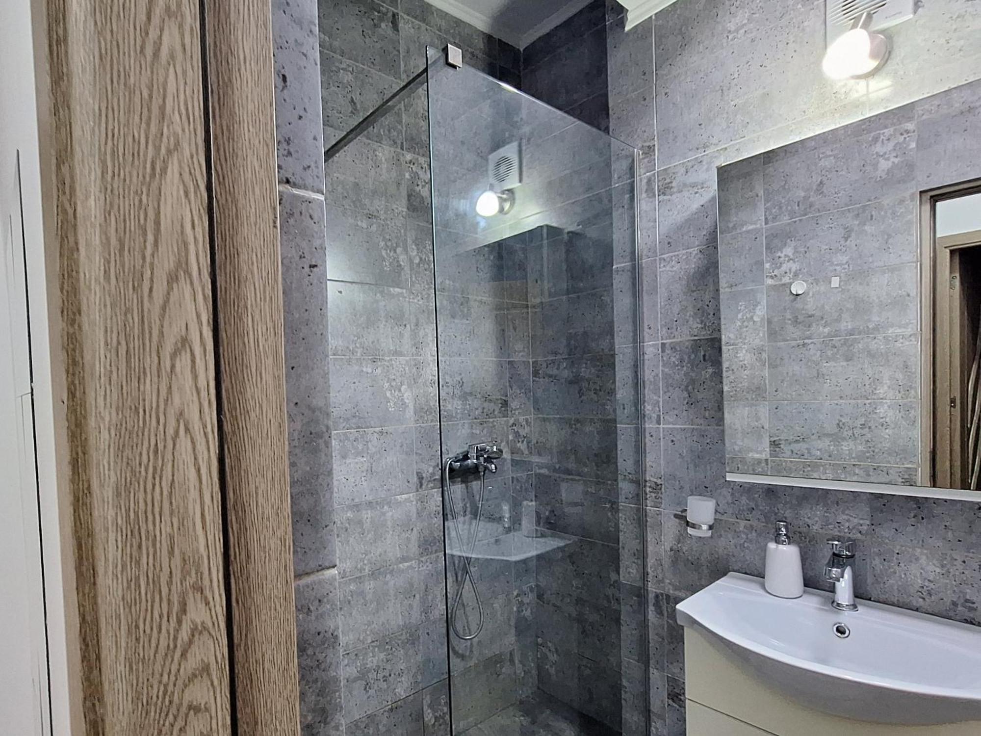 Moni apartment Navodari Bagian luar foto